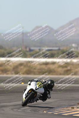 media/Oct-26-2025-Race Pace (Sun) [[c1447ca738]]/Verified/6-Turn 11 (1125am)/